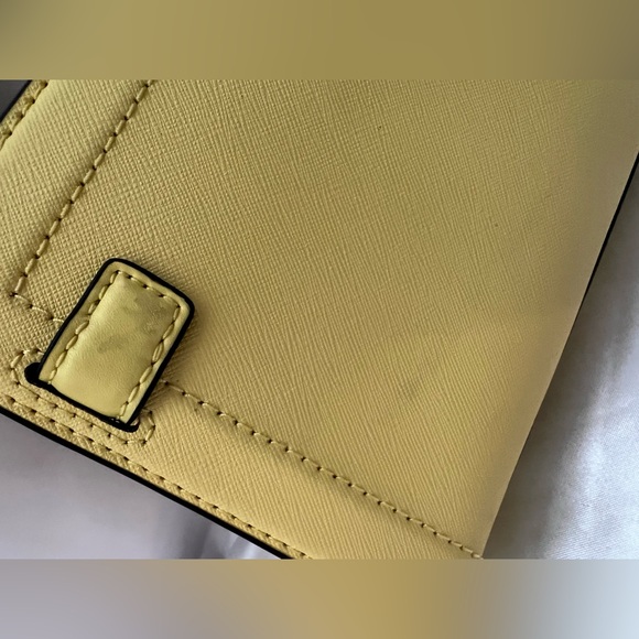 Michael Kors Yellow Crossbody with silver hardware - Picture 6 of 14
